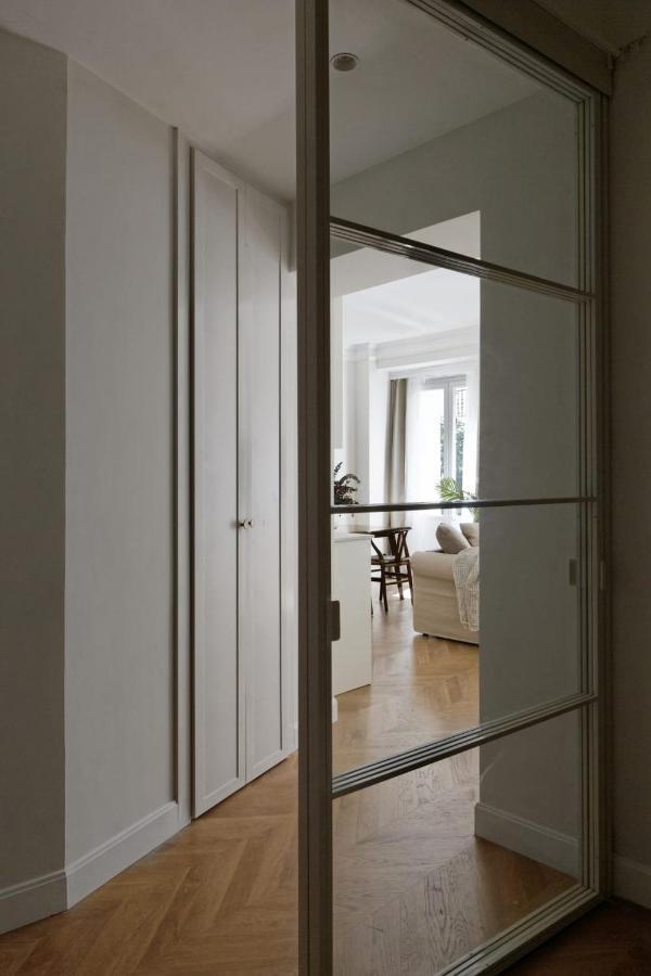 Deluxe Apartment Near Gran Via Madrid Exterior photo