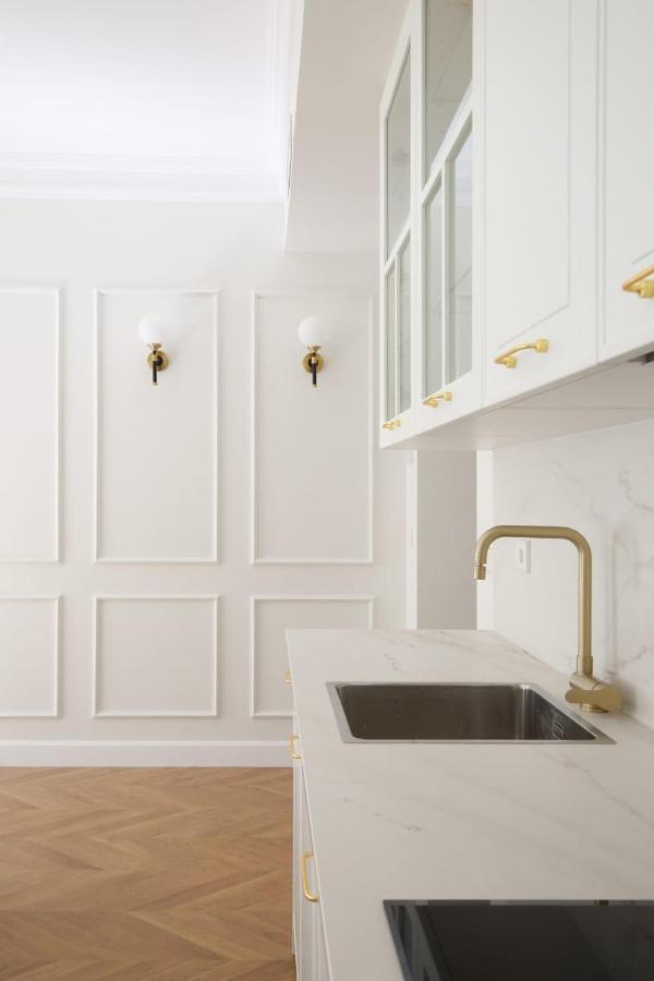 Deluxe Apartment Near Gran Via Madrid Exterior photo